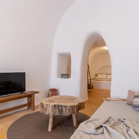 Caval II Hotel Фира Екстериор снимка