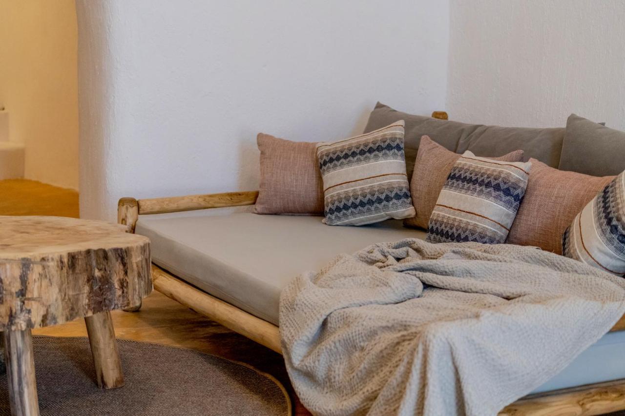 Caval II Hotel Фира Екстериор снимка