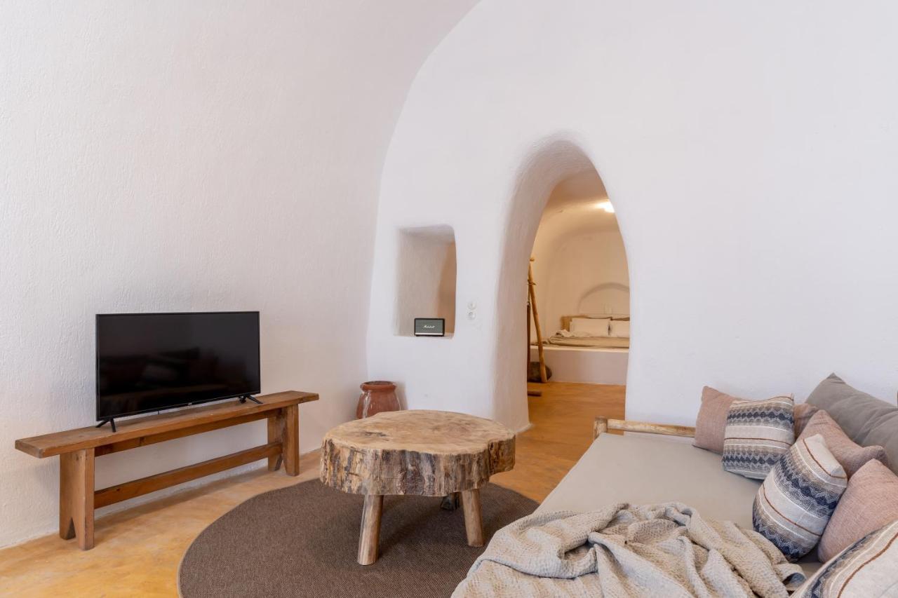 Caval II Hotel Фира Екстериор снимка