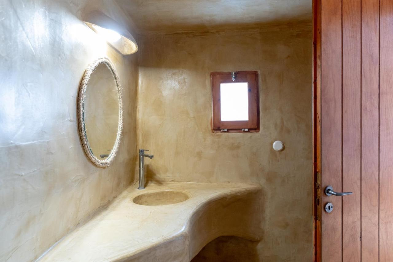 Caval II Hotel Фира Екстериор снимка